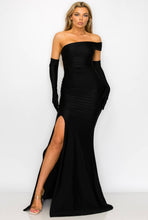 Dalilah Gown With Gloves - Black