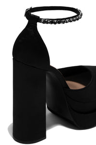 GIGI Platform Heels - Black